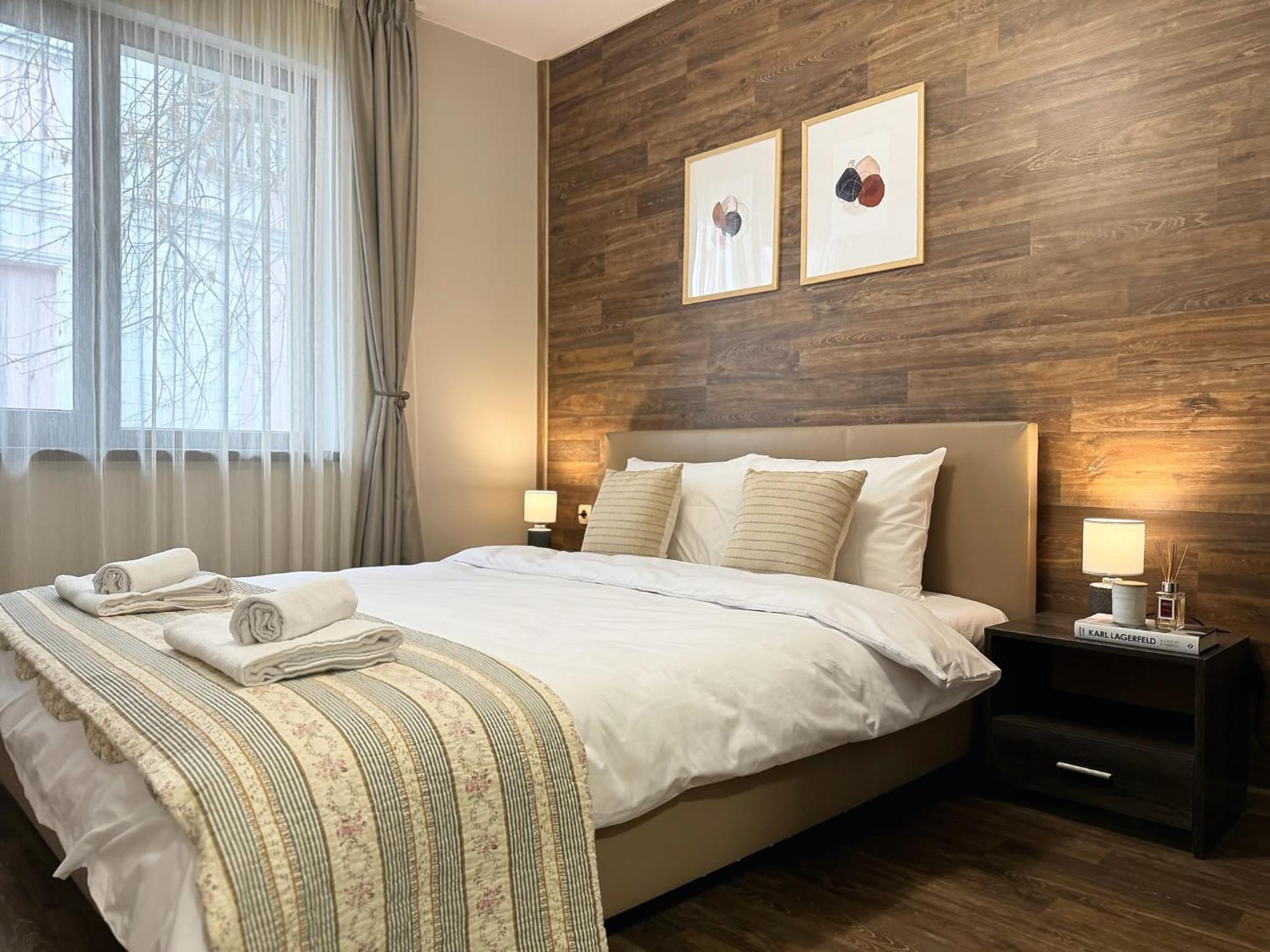 Top Centre Plovdiv Apt. With Parking For 4 Guests מראה חיצוני תמונה