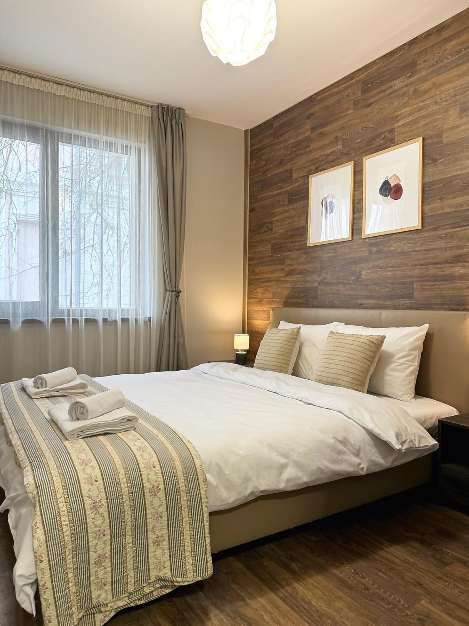 Top Centre Plovdiv Apt. With Parking For 4 Guests מראה חיצוני תמונה